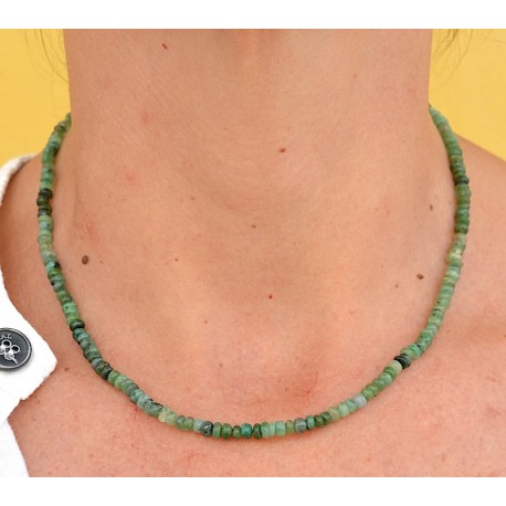 Collana in radice di smeraldi